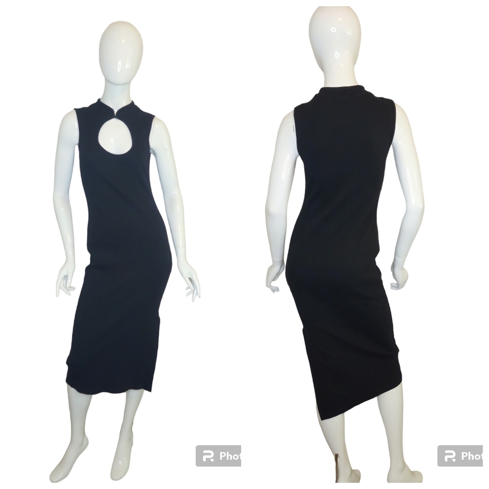 Topshop Ribbed fitted Midi 90s Keyhole Mock neck with a button closure neckline